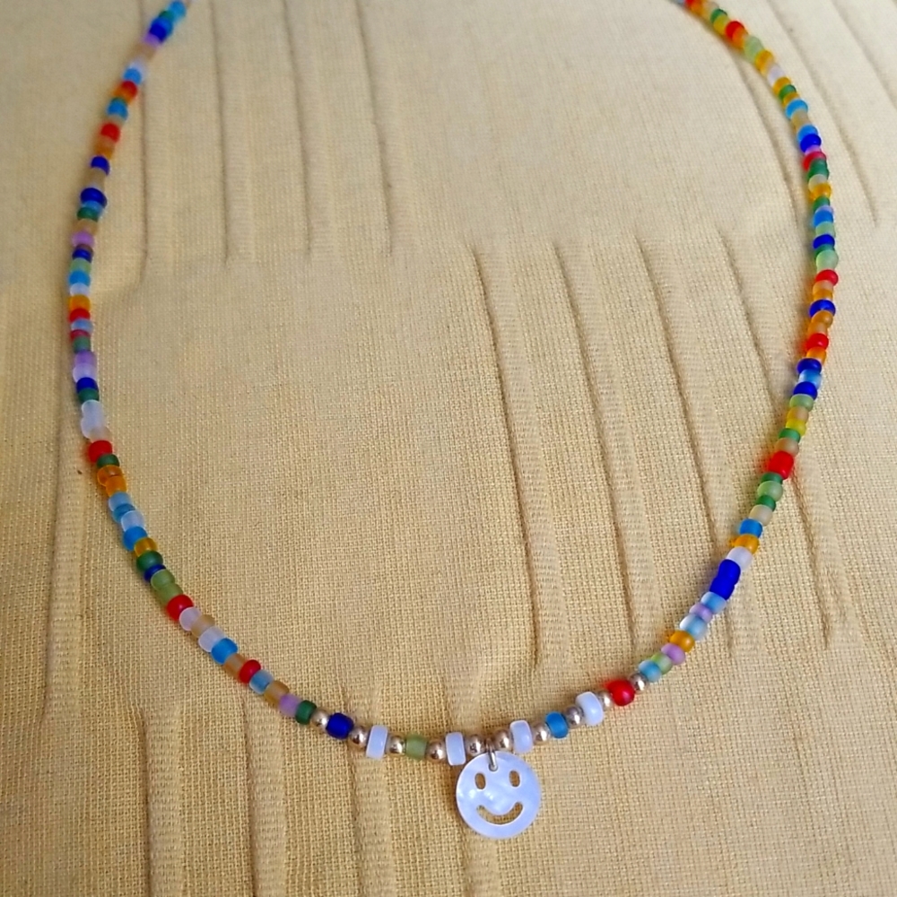 2 Necklaces - Picture 2 of 4